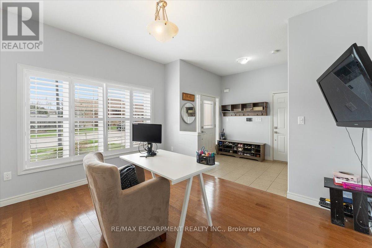 66 MAGNIFICENT WAY, Hamilton (Binbrook), Ontario, L0R1C0 — Photo 6