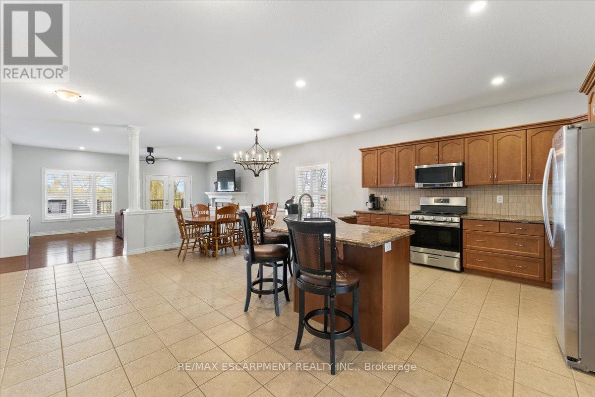 66 MAGNIFICENT WAY, Hamilton (Binbrook), Ontario, L0R1C0 — Photo 7