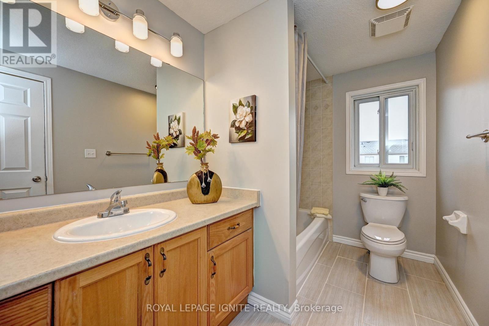 30 BRIDLEWREATH STREET, Kitchener, Ontario, N2E3V5 — Photo 32