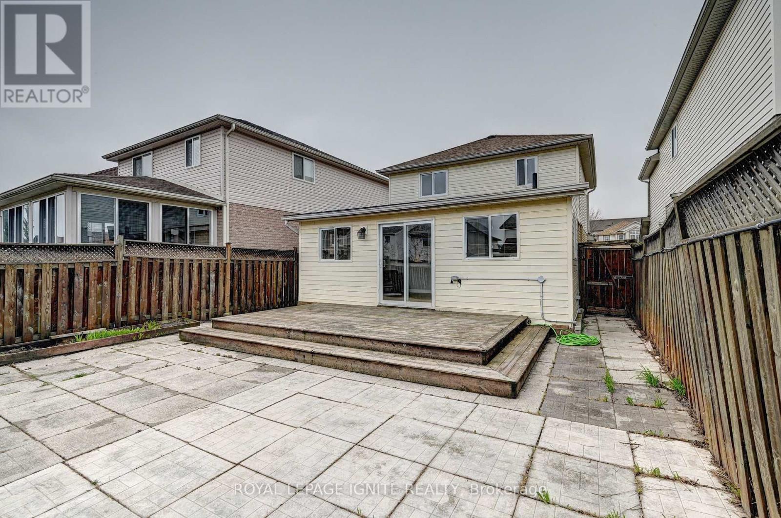 30 BRIDLEWREATH STREET, Kitchener, Ontario, N2E3V5 — Photo 47