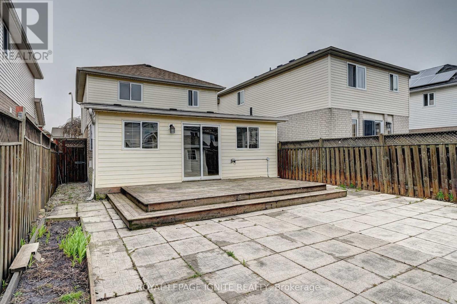 30 BRIDLEWREATH STREET, Kitchener, Ontario, N2E3V5 — Photo 48