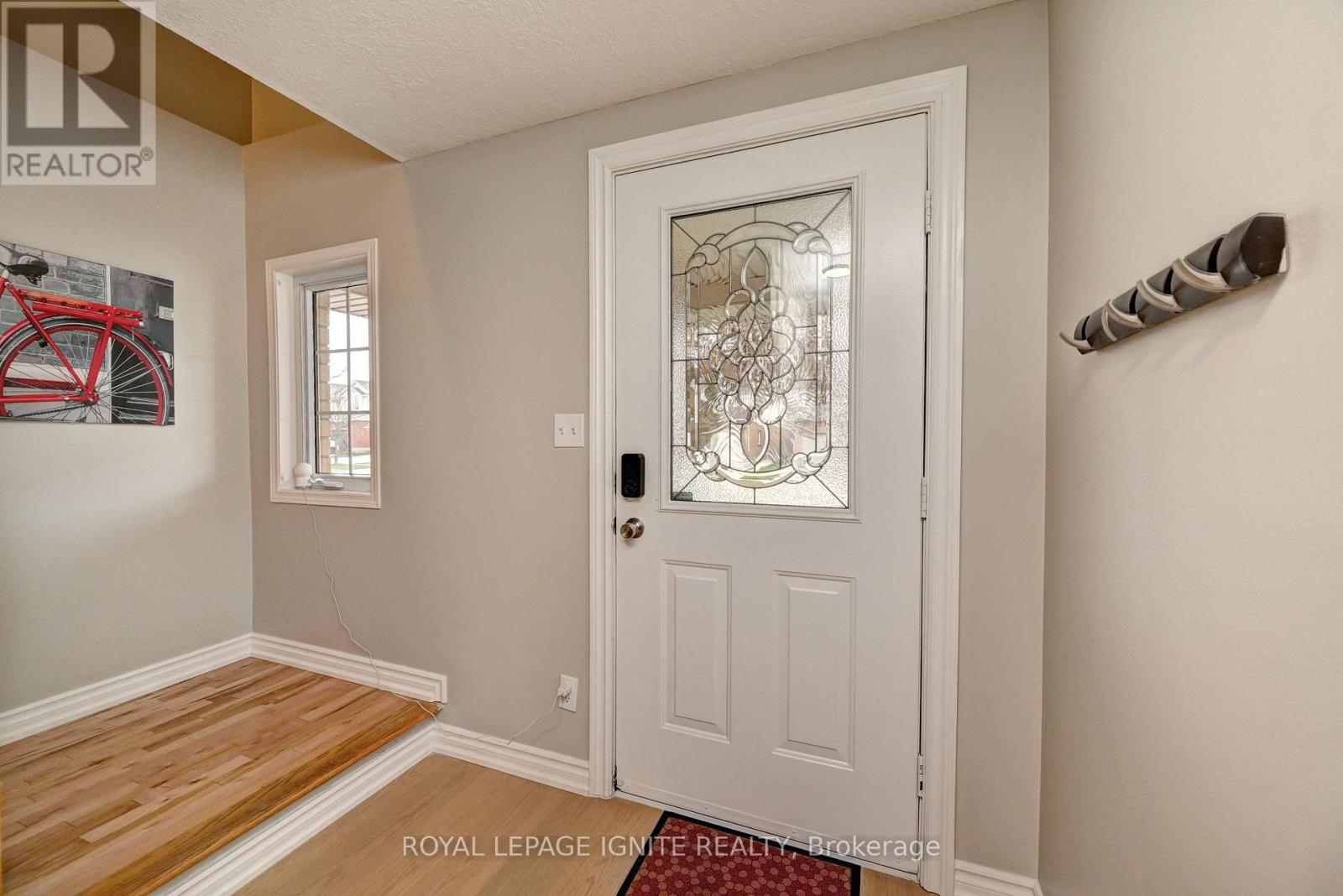 30 BRIDLEWREATH STREET, Kitchener, Ontario, N2E3V5 — Photo 6