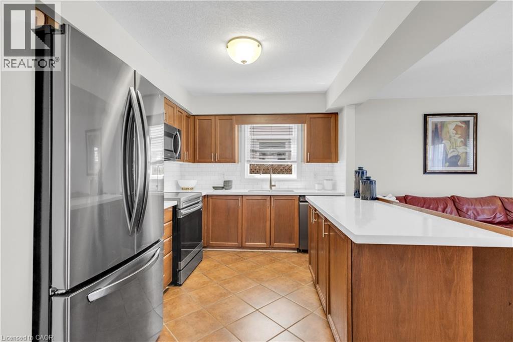 22 DAHLIA Street, Kitchener, Ontario, N2E4A9 — Photo 12