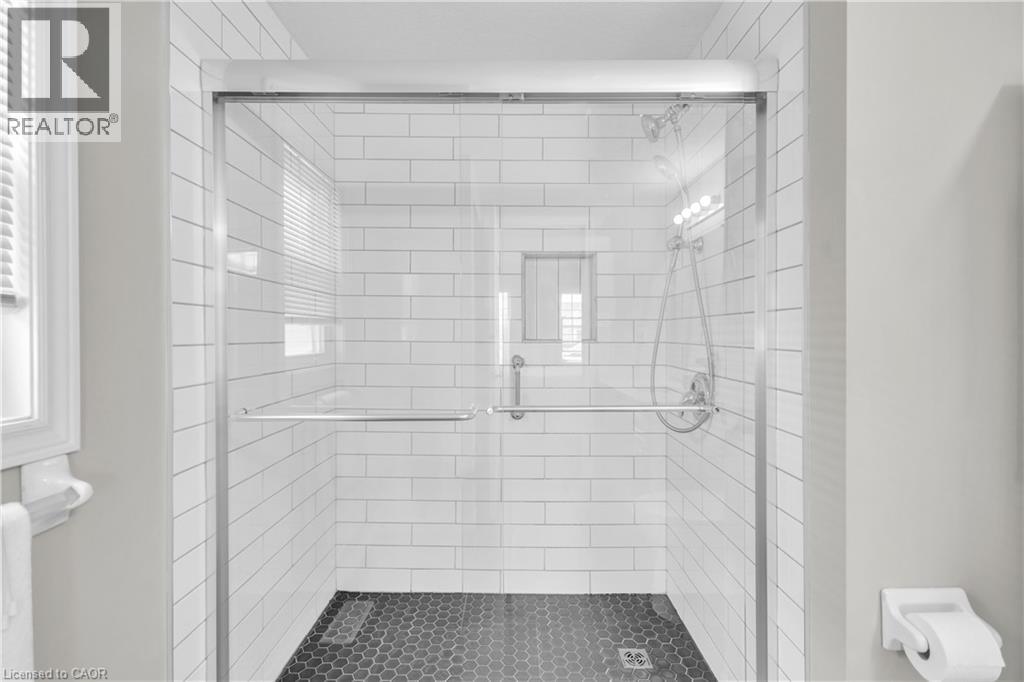 22 DAHLIA Street, Kitchener, Ontario, N2E4A9 — Photo 22