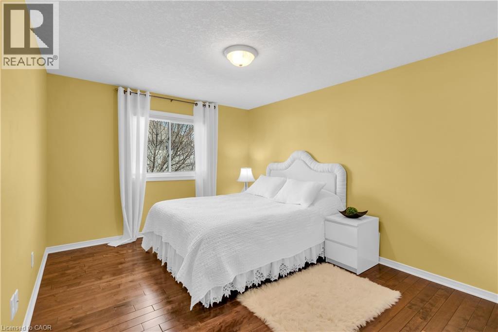 22 DAHLIA Street, Kitchener, Ontario, N2E4A9 — Photo 25