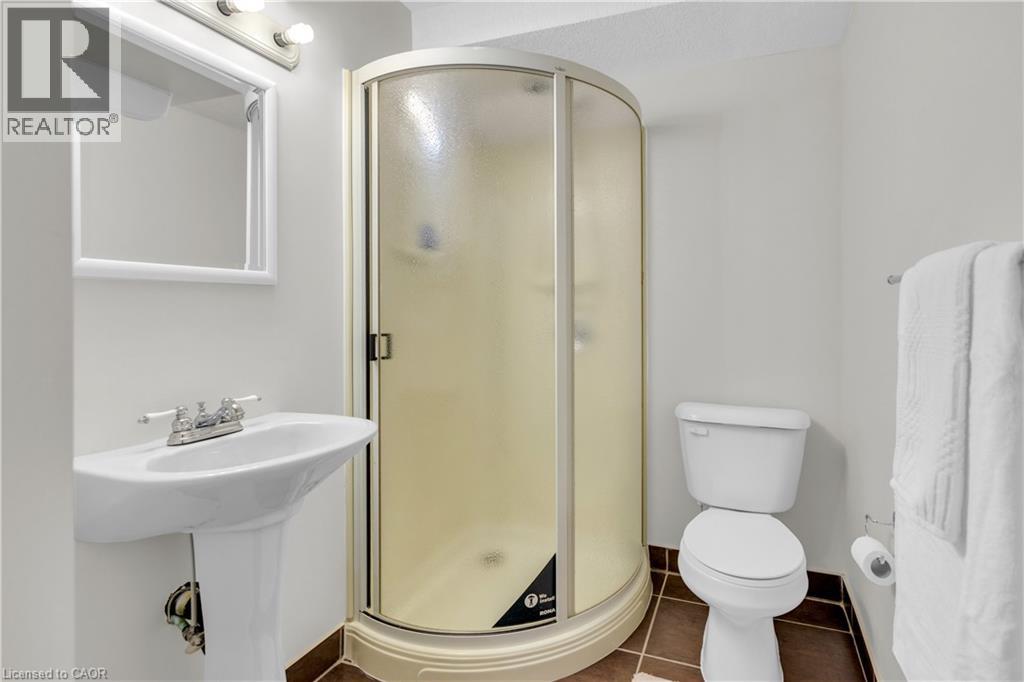 22 DAHLIA Street, Kitchener, Ontario, N2E4A9 — Photo 34