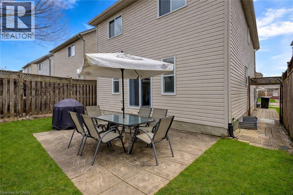 22 DAHLIA Street, Kitchener, Ontario, N2E4A9 — Photo 37