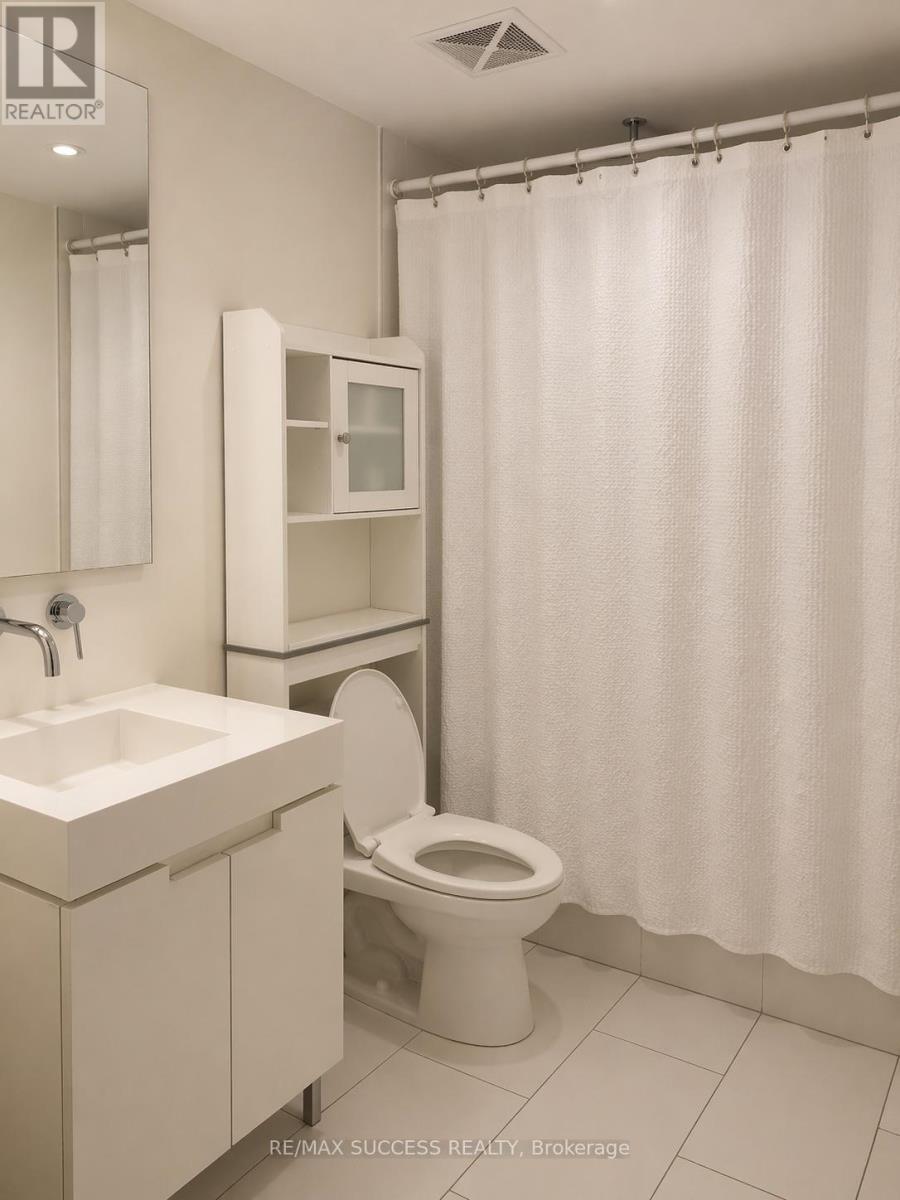 310 - 25 OXLEY STREET, Toronto (Waterfront Communities), Ontario, M5V2J5 — Photo 8