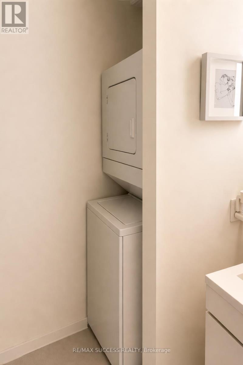 310 - 25 OXLEY STREET, Toronto (Waterfront Communities), Ontario, M5V2J5 — Photo 9