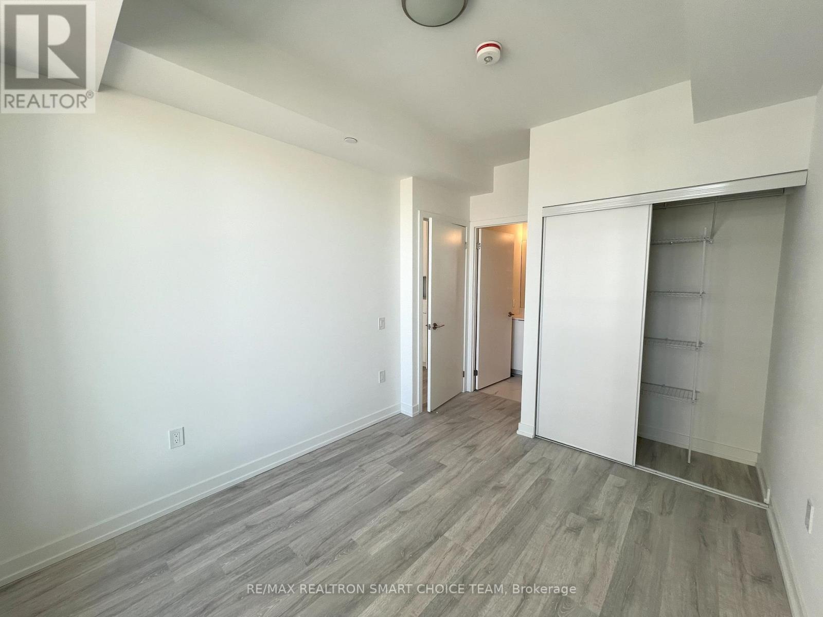 2610 - 8 OLYMPIC GARDEN DRIVE, Toronto (Newtonbrook East), Ontario, M2M0B9 — Photo 18