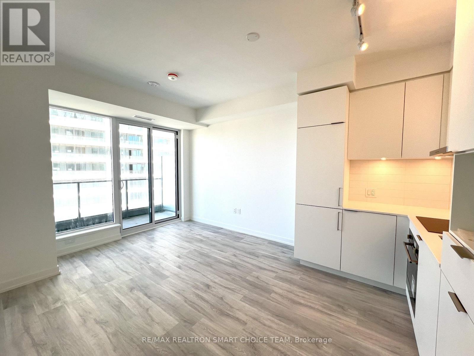 2610 - 8 OLYMPIC GARDEN DRIVE, Toronto (Newtonbrook East), Ontario, M2M0B9 — Photo 6