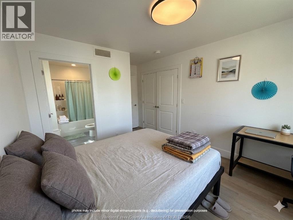 788 BRIDGE AVENUE, Windsor, Ontario, N9B2M6 — Photo 8