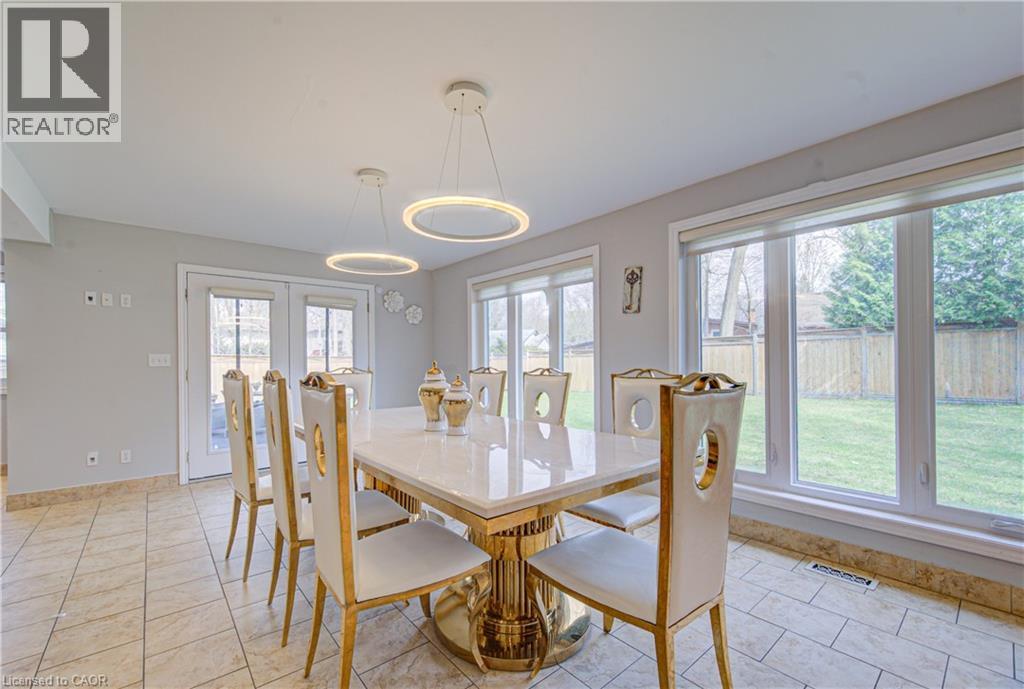 298 FERNDALE Place, Waterloo, Ontario, N2J3X9 — Photo 14