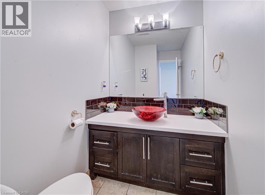 298 FERNDALE Place, Waterloo, Ontario, N2J3X9 — Photo 20