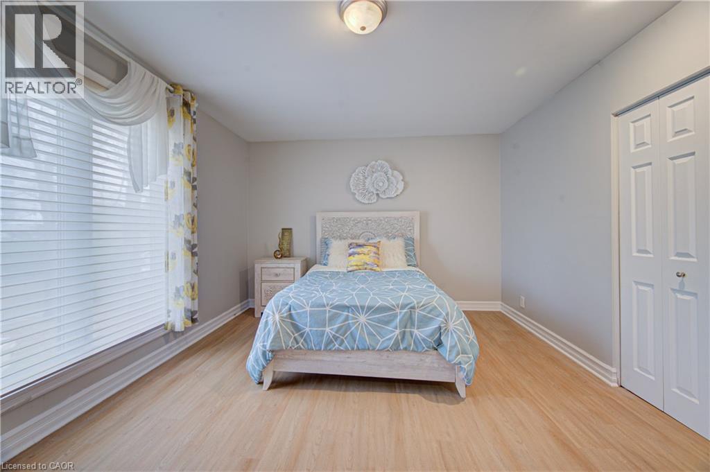 298 FERNDALE Place, Waterloo, Ontario, N2J3X9 — Photo 25