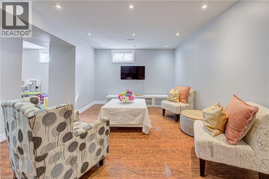 298 FERNDALE Place, Waterloo, Ontario, N2J3X9 — Photo 34