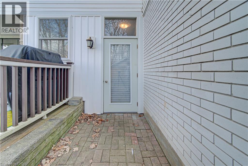298 FERNDALE Place, Waterloo, Ontario, N2J3X9 — Photo 40