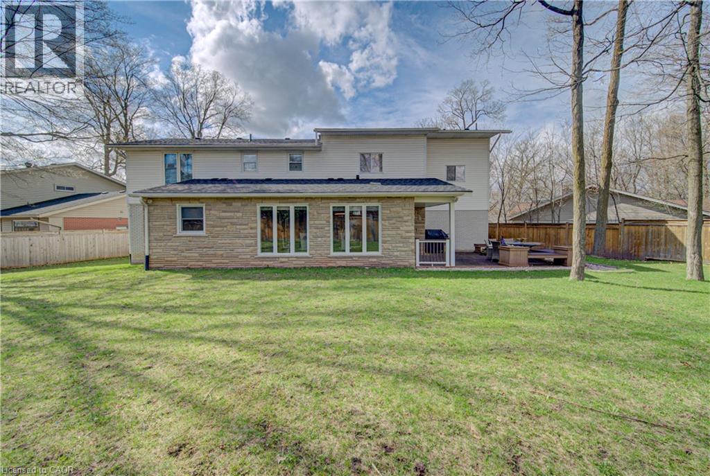 298 FERNDALE Place, Waterloo, Ontario, N2J3X9 — Photo 43