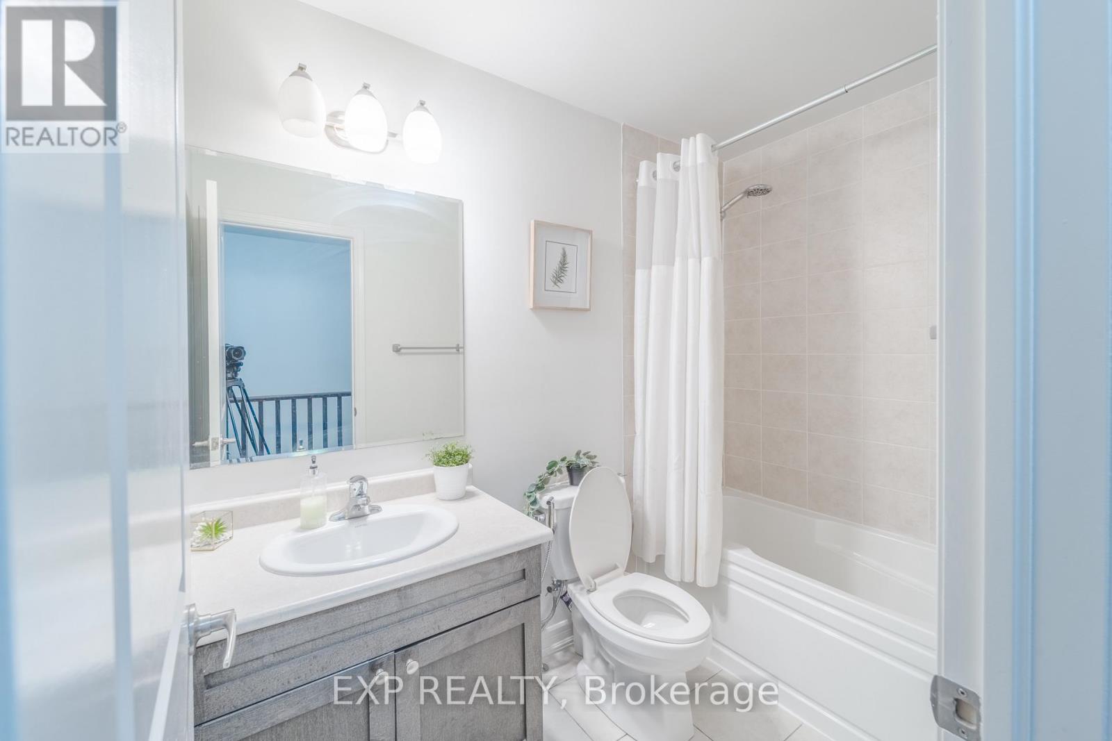 84 - 1000 ASLETON BOULEVARD, Milton (WI Willmott), Ontario, L9T9L2 — Photo 13