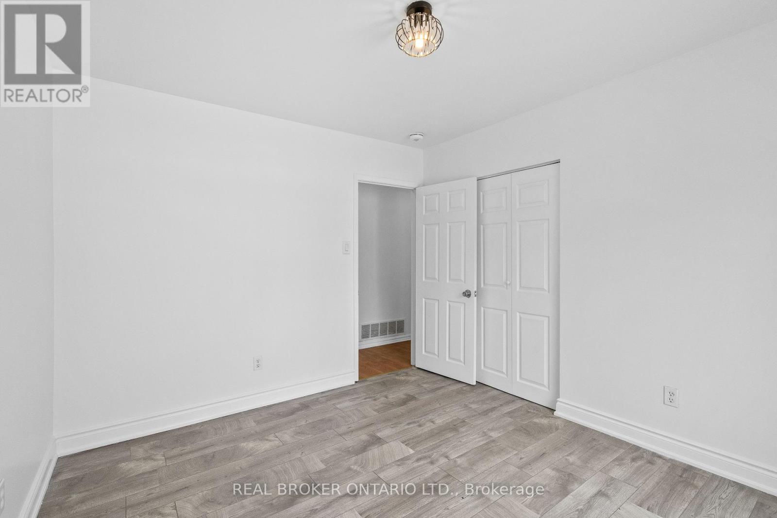 11 CATHCART CRESCENT, Brampton (Avondale), Ontario, L6T2A4 — Photo 13