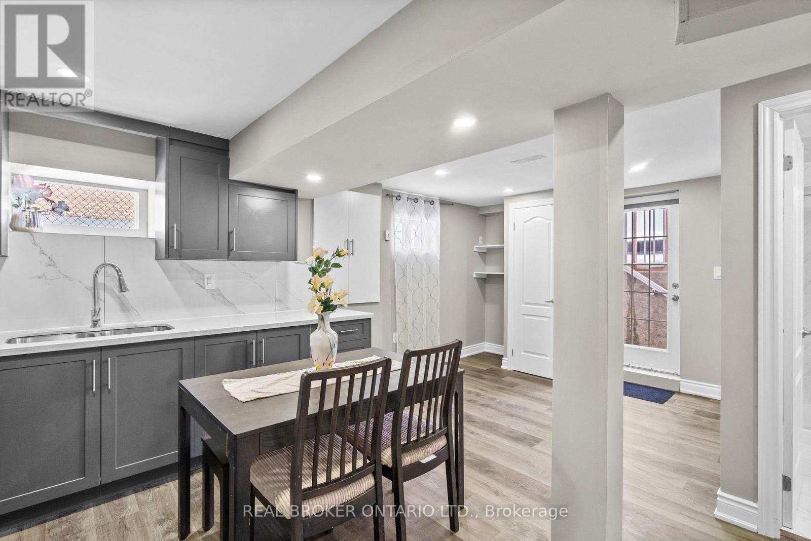 11 CATHCART CRESCENT, Brampton (Avondale), Ontario, L6T2A4 — Photo 19