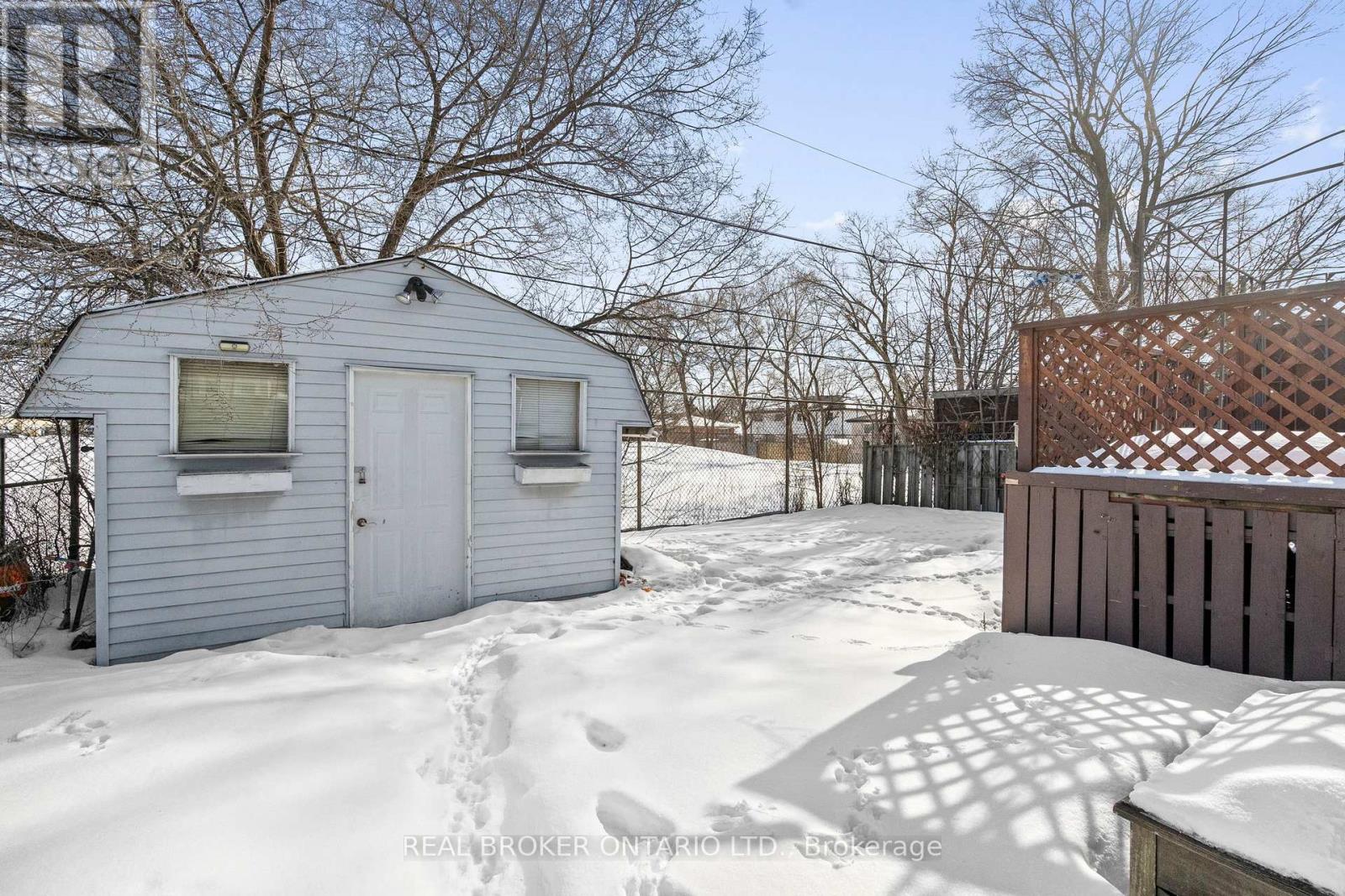 11 CATHCART CRESCENT, Brampton (Avondale), Ontario, L6T2A4 — Photo 24