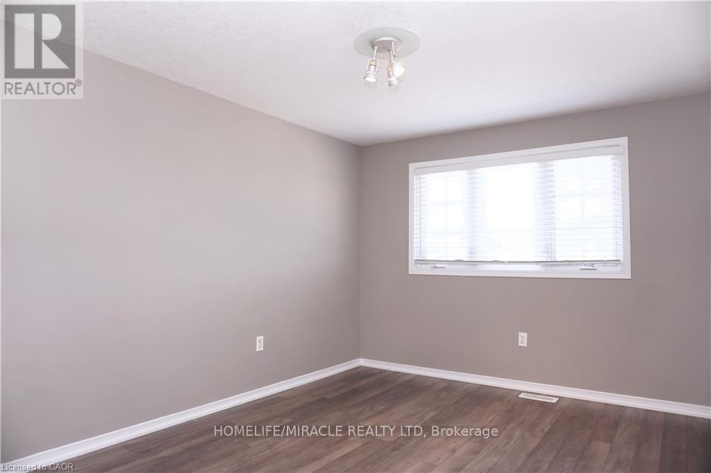 40 MADELEINE STREET, Kitchener, Ontario, N2R1V4 — Photo 18