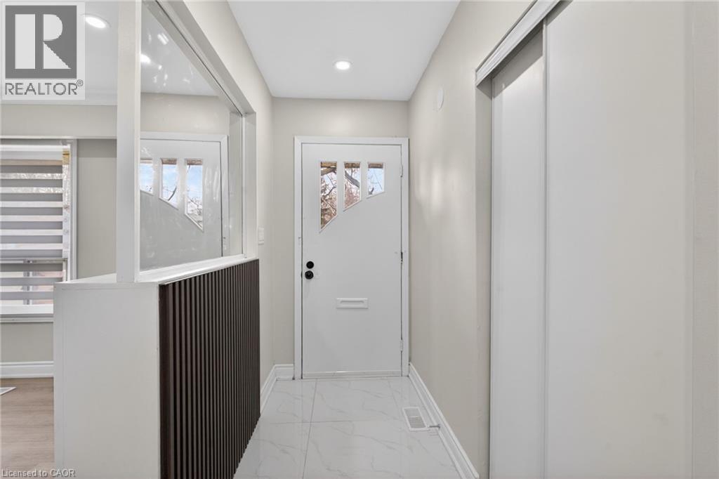53 NICKLIN Crescent, Guelph, Ontario, N1H5G1 — Photo 6
