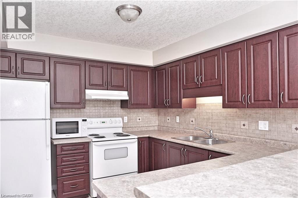 40 MADELEINE Street, Kitchener, Ontario, N2R1V4 — Photo 5