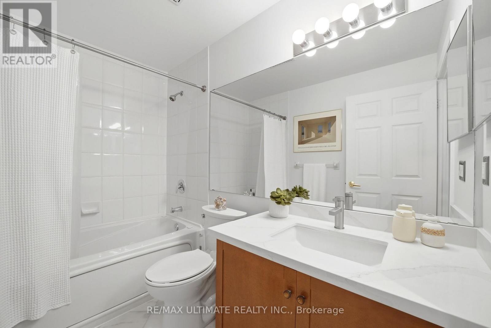 405 - 1750 BAYVIEW AVENUE, Toronto (Mount Pleasant East), Ontario, M4G3C4 — Photo 16