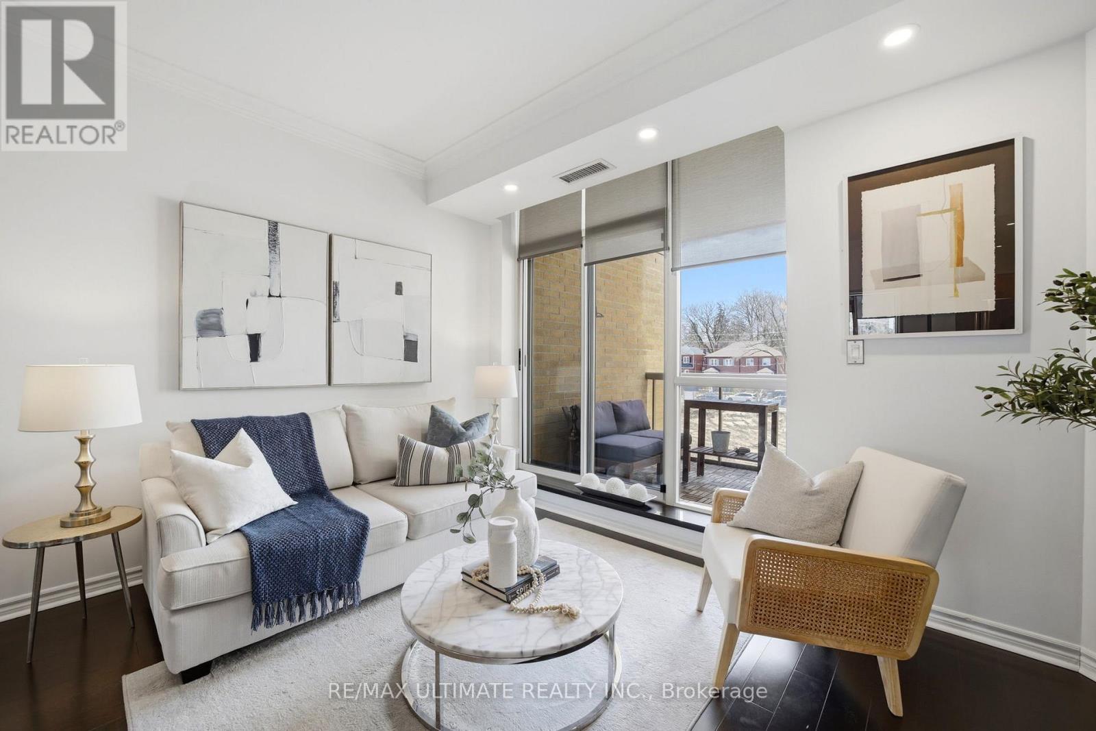 405 - 1750 BAYVIEW AVENUE, Toronto (Mount Pleasant East), Ontario, M4G3C4 — Photo 6