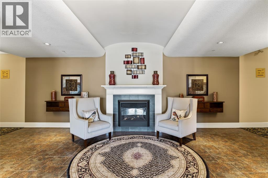 1550 VENETIAN BOULEVARD Unit# 310, Point Edward, Ontario, N7T0A4 — Photo 5