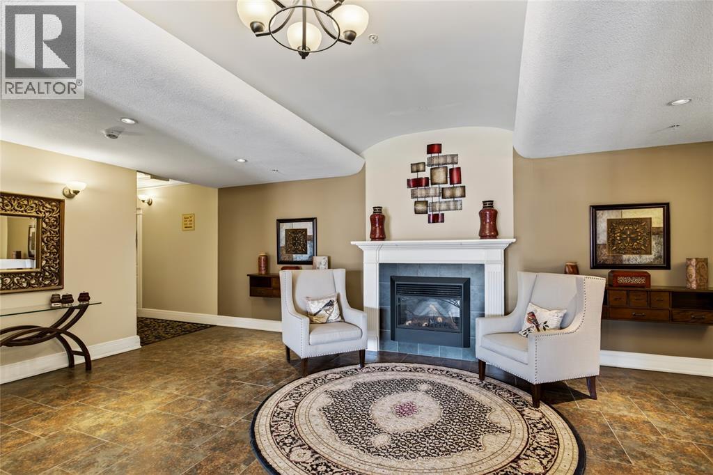 1550 VENETIAN BOULEVARD Unit# 310, Point Edward, Ontario, N7T0A4 — Photo 6