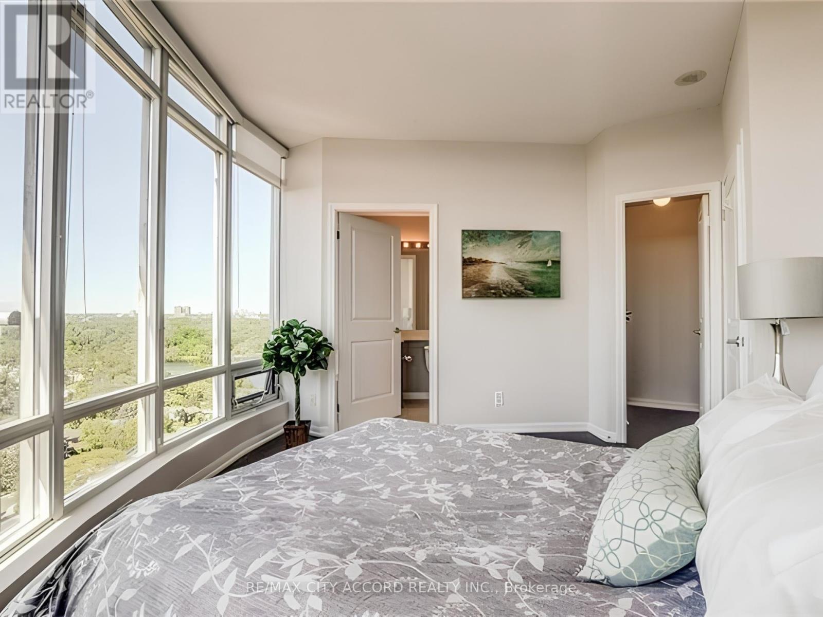 2702 - 15 WINDERMERE AVENUE, Toronto (High Park-Swansea), Ontario, M6S5A2 — Photo 9