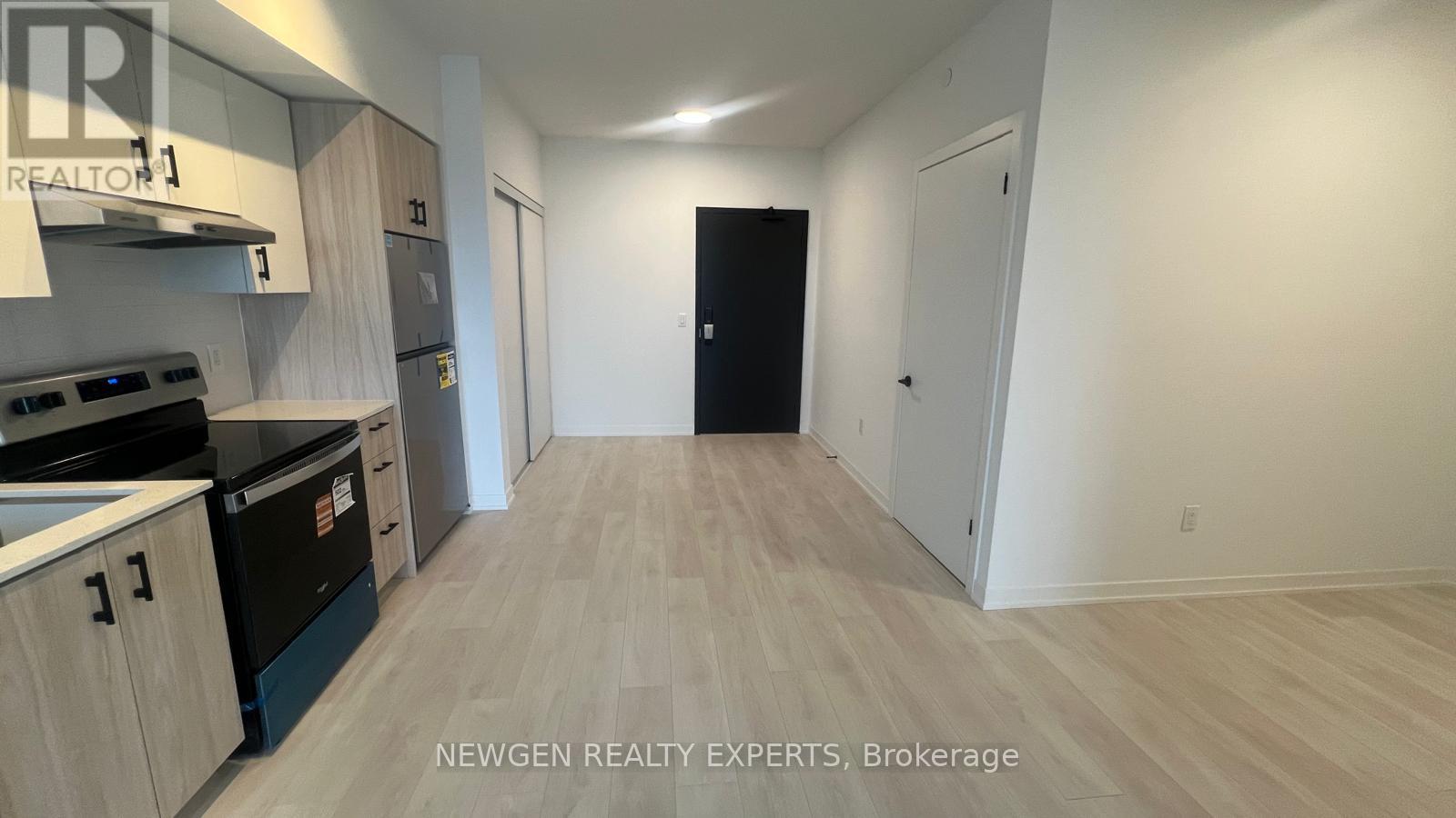 C606 - 4878 POWERS COMMON, Burlington (Alton), Ontario, L7M2B4 — Photo 3