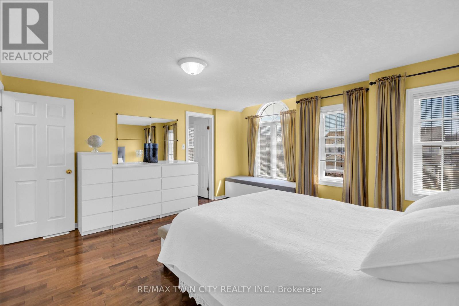 22 DAHLIA STREET, Kitchener, Ontario, N2E4A9 — Photo 18