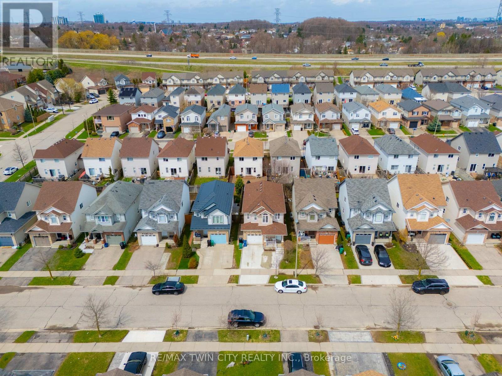 22 DAHLIA STREET, Kitchener, Ontario, N2E4A9 — Photo 41