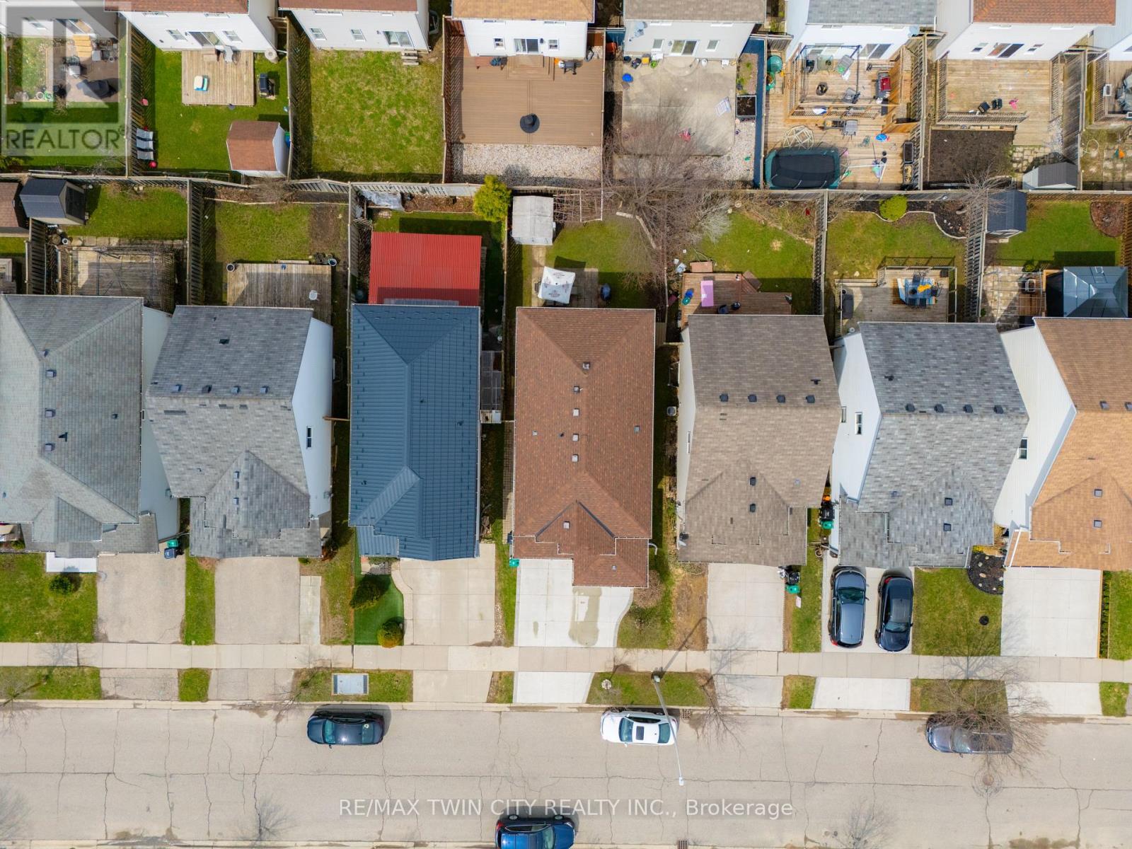 22 DAHLIA STREET, Kitchener, Ontario, N2E4A9 — Photo 42