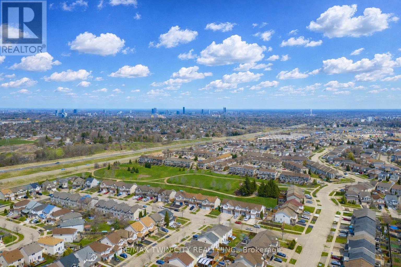 22 DAHLIA STREET, Kitchener, Ontario, N2E4A9 — Photo 43