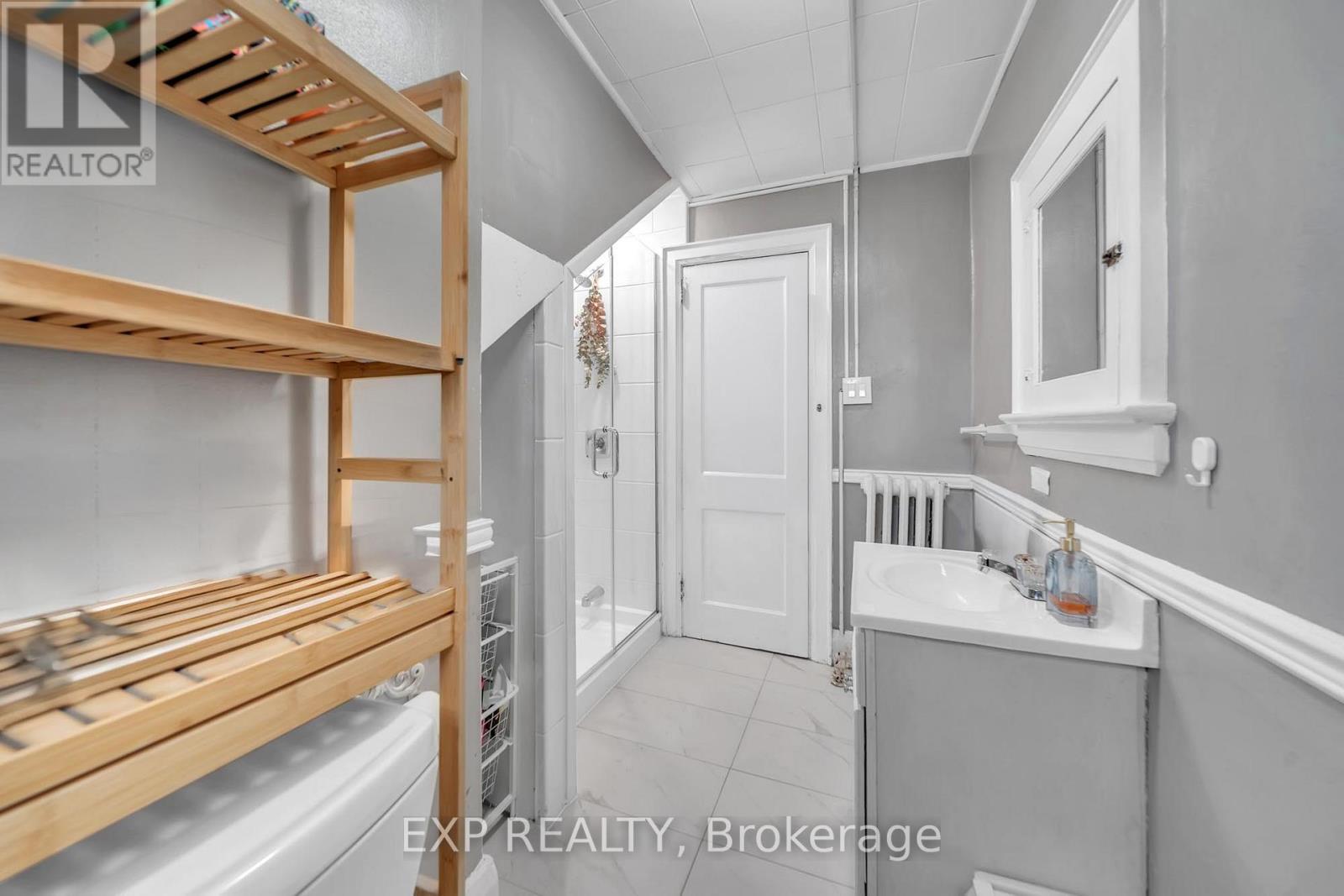 THIRD FLOOR - 896 AVENUE ROAD, Toronto (Yonge-Eglinton), Ontario, M5P2K6 — Photo 19