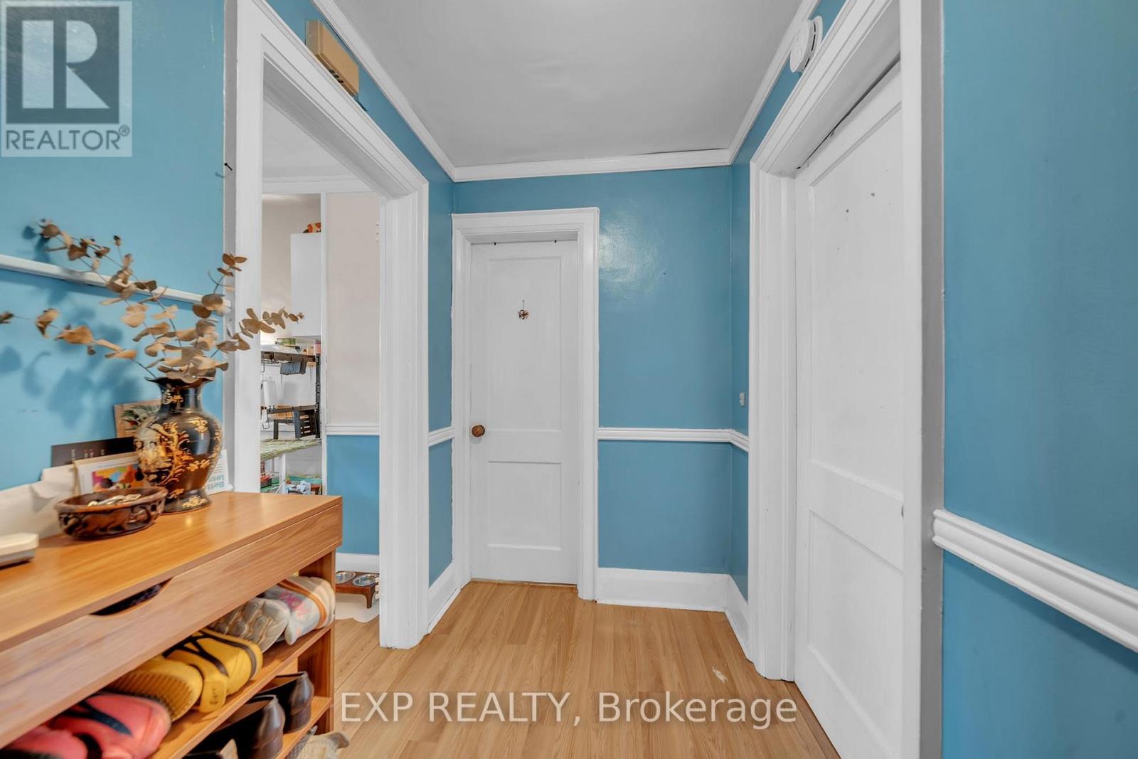 THIRD FLOOR - 896 AVENUE ROAD, Toronto (Yonge-Eglinton), Ontario, M5P2K6 — Photo 4