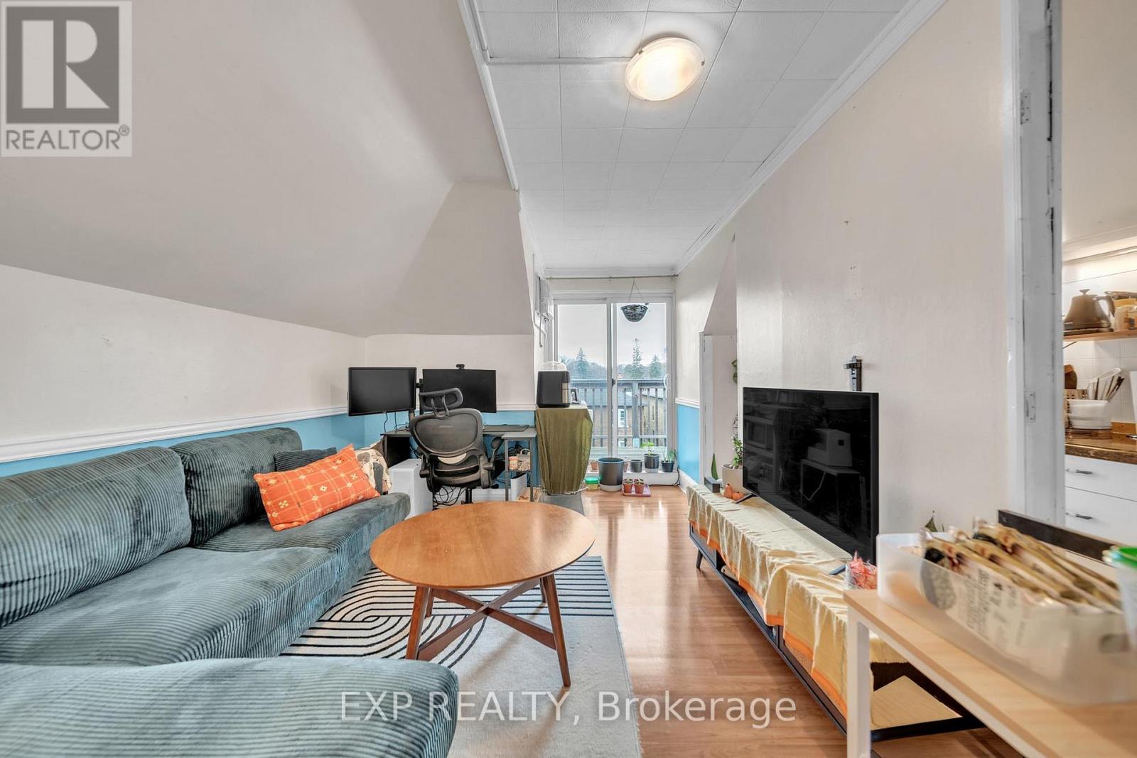 THIRD FLOOR - 896 AVENUE ROAD, Toronto (Yonge-Eglinton), Ontario, M5P2K6 — Photo 6