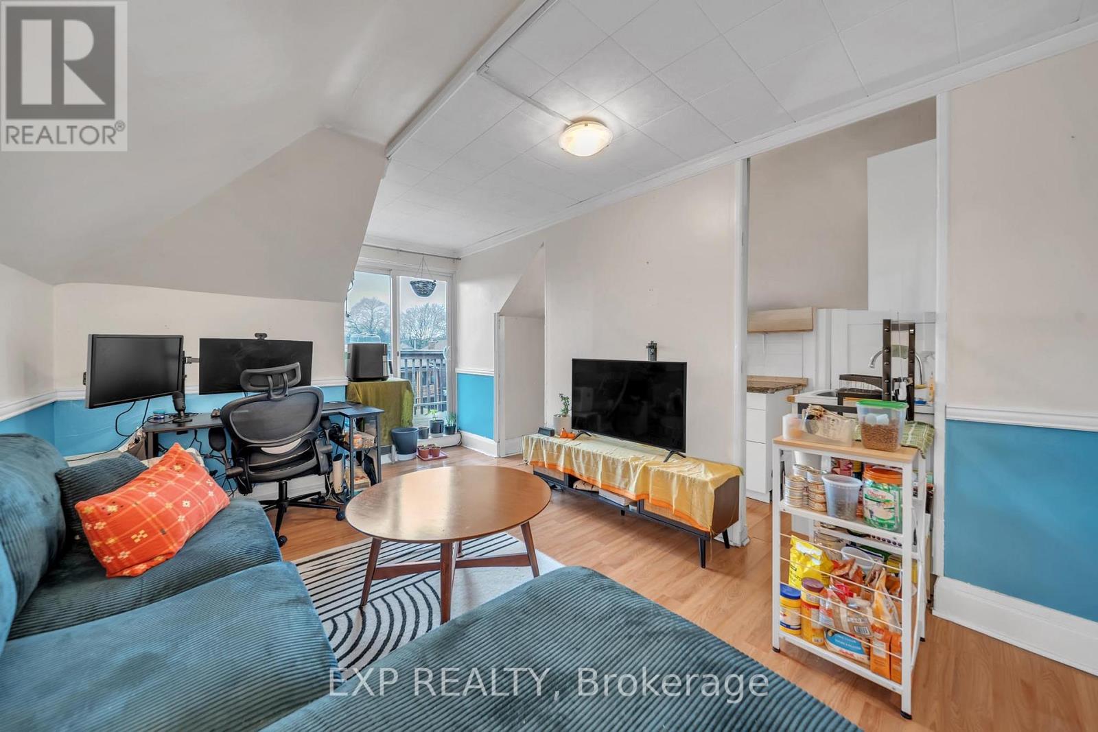 THIRD FLOOR - 896 AVENUE ROAD, Toronto (Yonge-Eglinton), Ontario, M5P2K6 — Photo 7