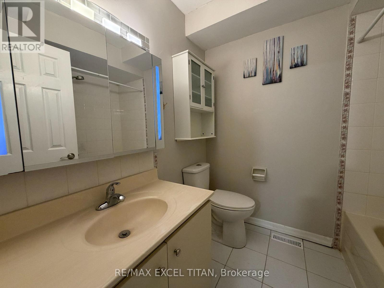 LOWER - 251 SHAWNEE CIRCLE, Toronto (Pleasant View), Ontario, M2H2Y3 — Photo 6