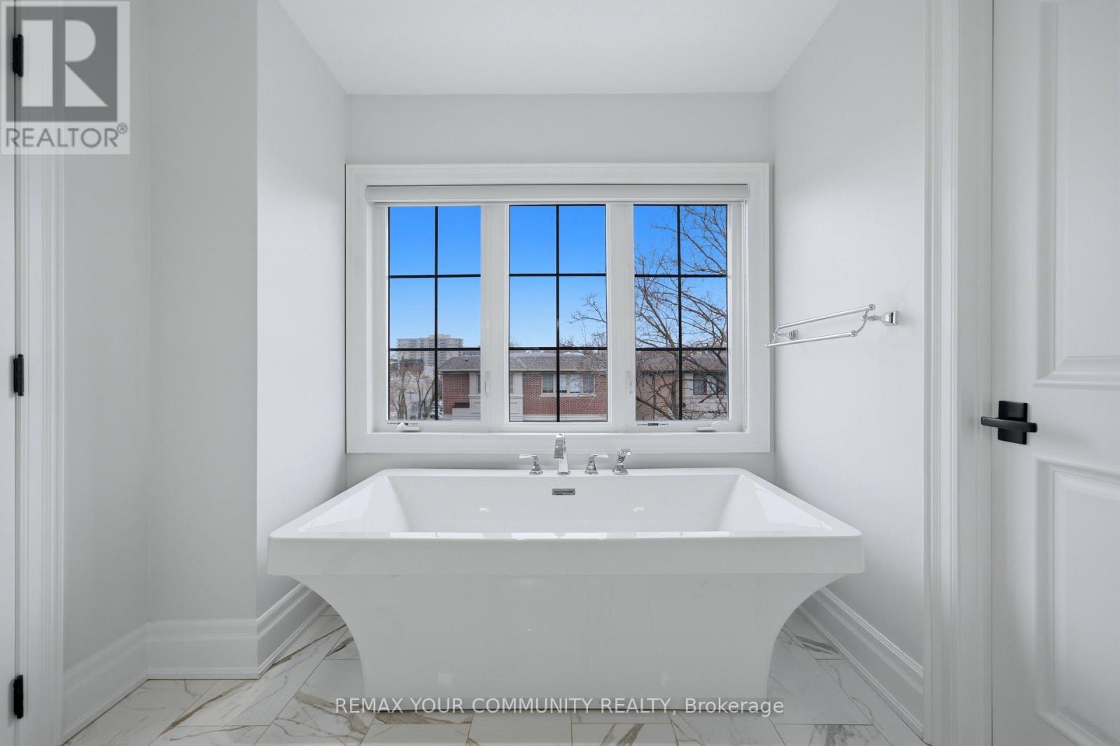 116 FRONTENAC AVENUE, Toronto (Bedford Park-Nortown), Ontario, M5N1Z8 — Photo 26