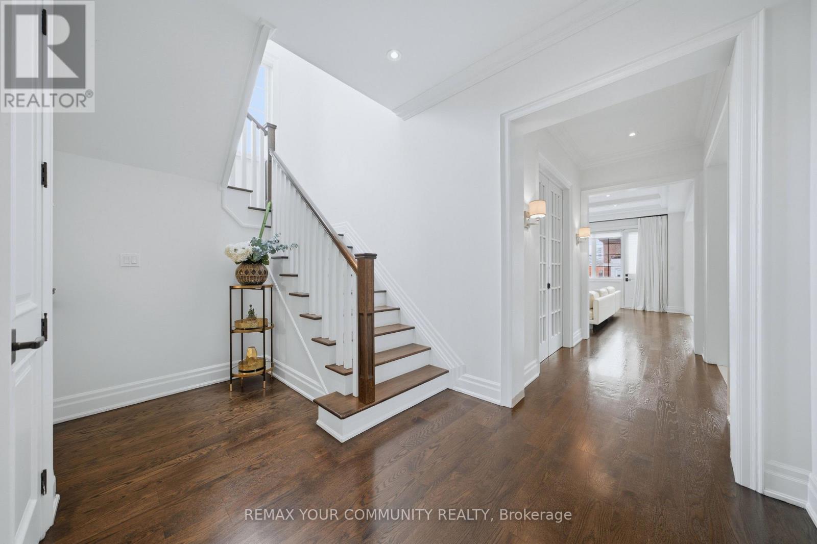 116 FRONTENAC AVENUE, Toronto (Bedford Park-Nortown), Ontario, M5N1Z8 — Photo 4