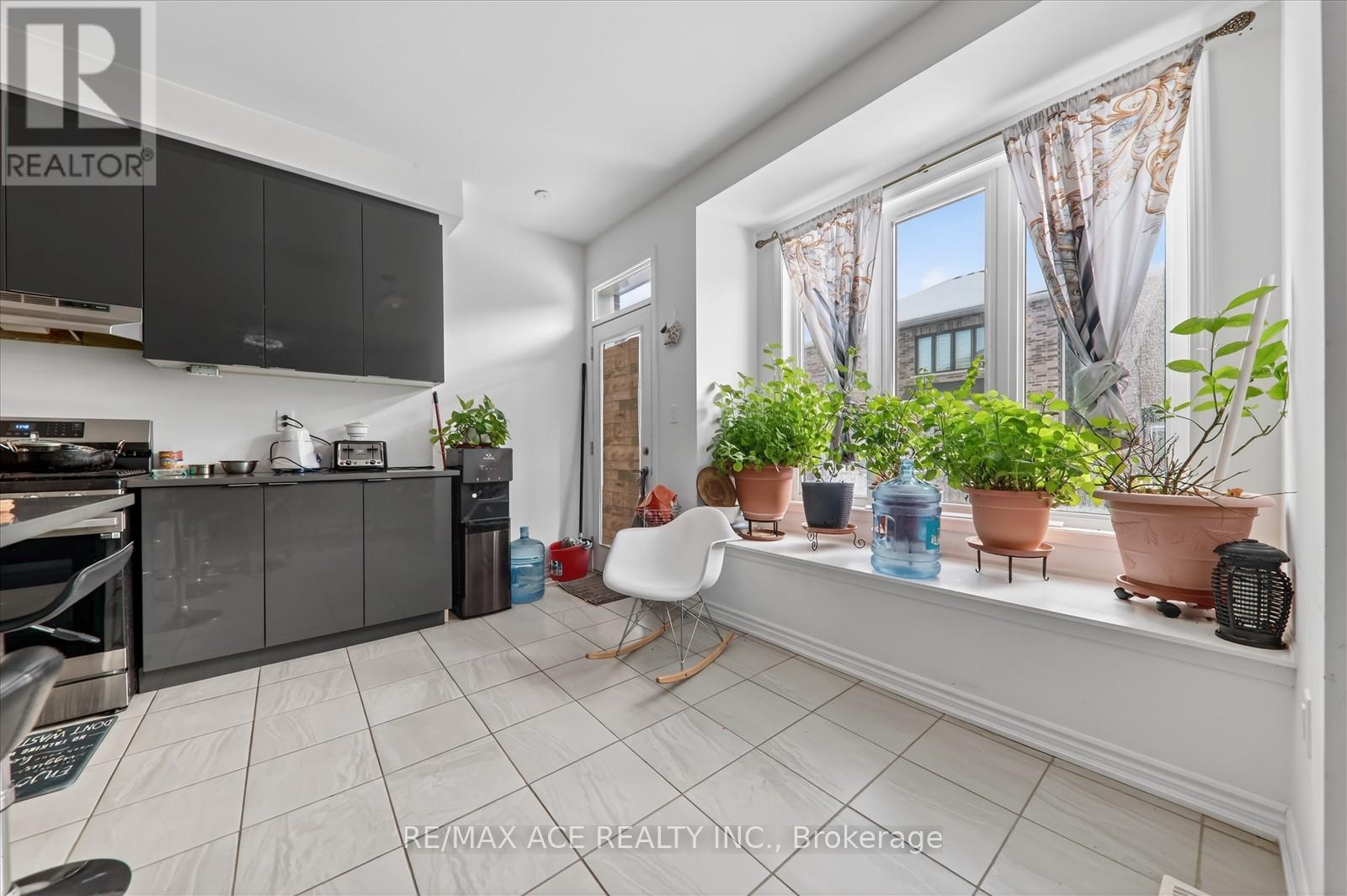 1419 MOCKINGBIRD SQUARE, Pickering, Ontario, L1X0N8 — Photo 14