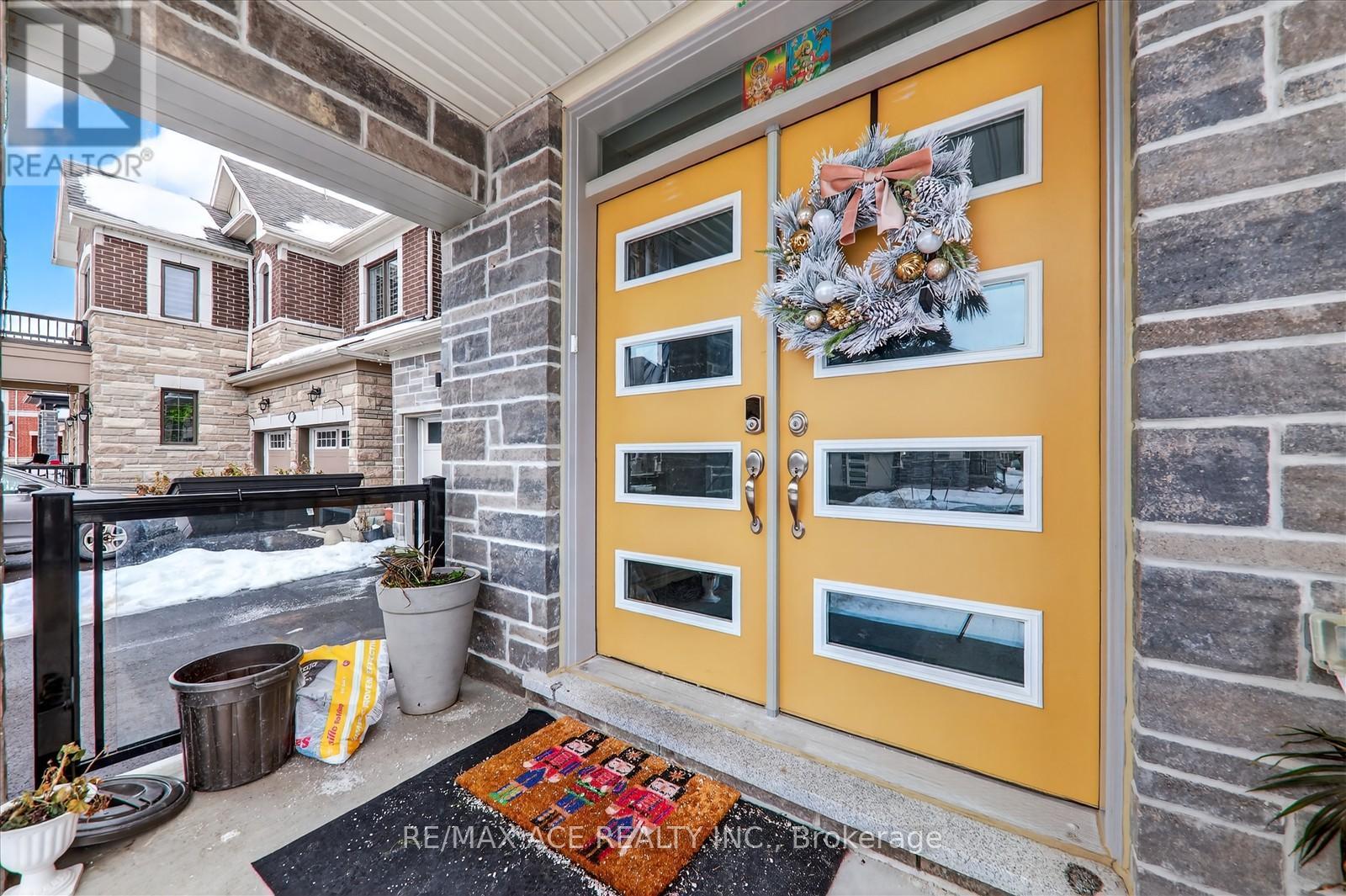 1419 MOCKINGBIRD SQUARE, Pickering, Ontario, L1X0N8 — Photo 4