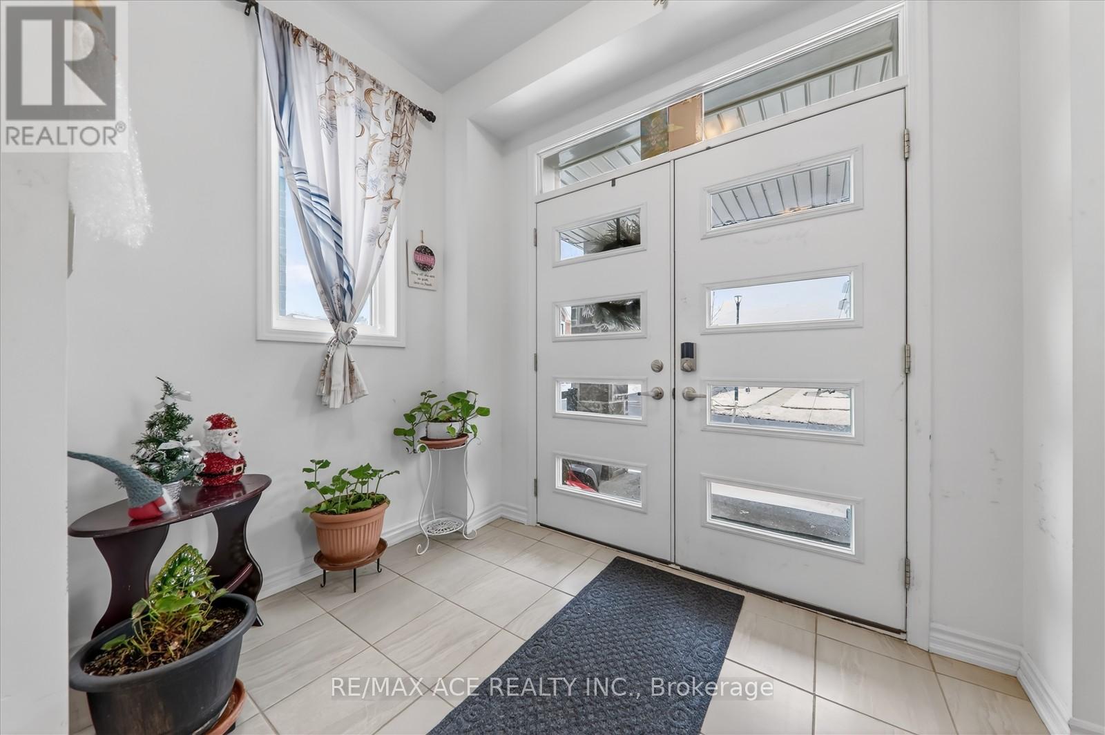 1419 MOCKINGBIRD SQUARE, Pickering, Ontario, L1X0N8 — Photo 5