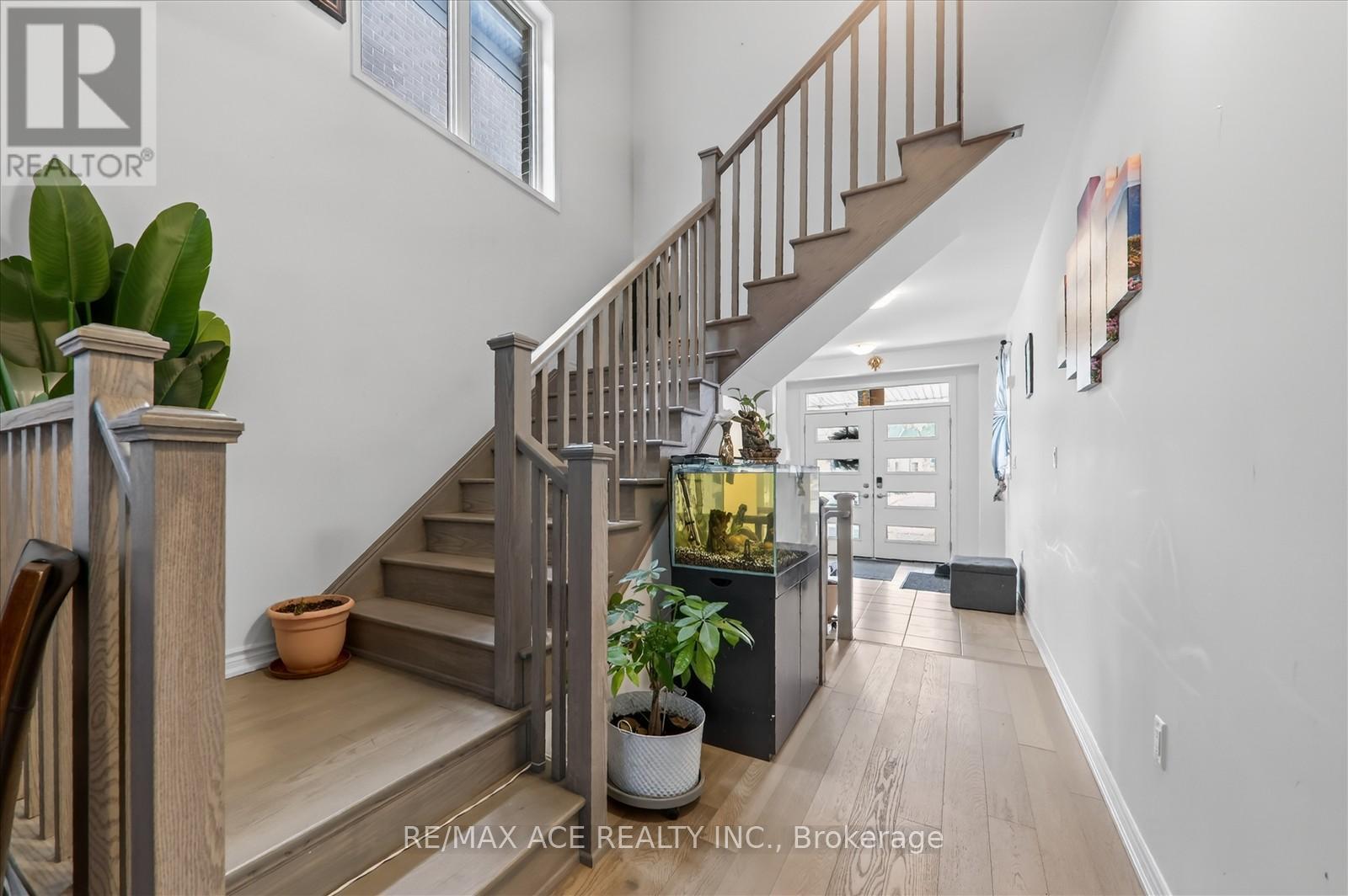 1419 MOCKINGBIRD SQUARE, Pickering, Ontario, L1X0N8 — Photo 7